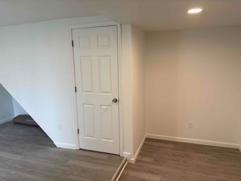 Building Photo - 46 Lincoln St