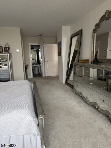 Building Photo - 2 Claridge Dr