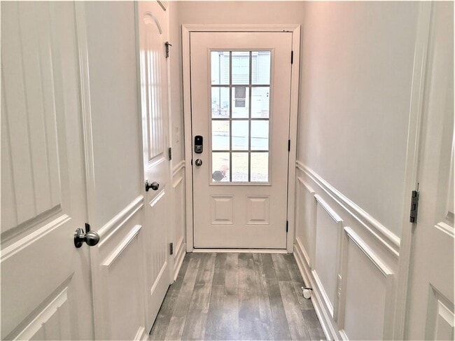 Building Photo - 349 Turtle Creek Dr