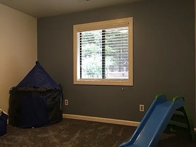 Building Photo - 770 Lovers Leap Rd