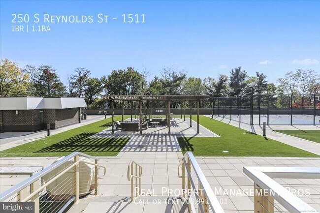 Building Photo - 250 S Reynolds St