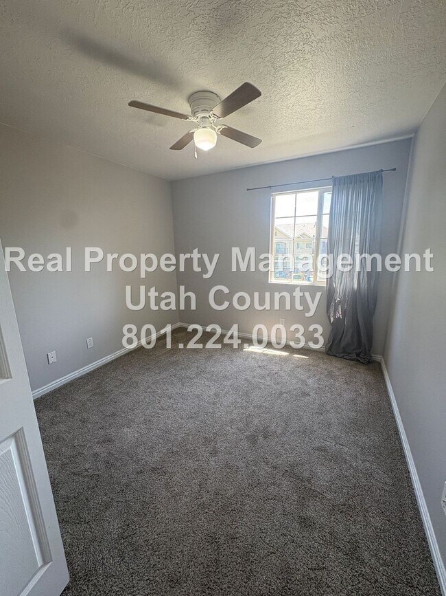 Building Photo - 2120 W 2120 N