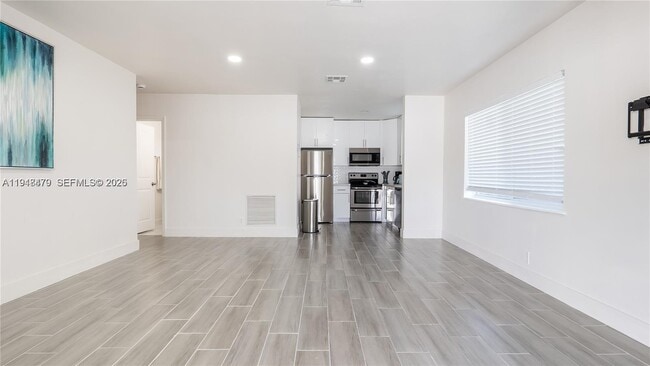 Building Photo - 1702 SW 20th St