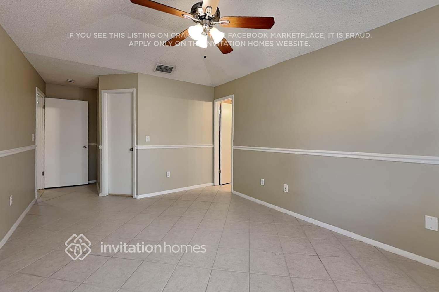 Building Photo - 1410 High Knoll Dr