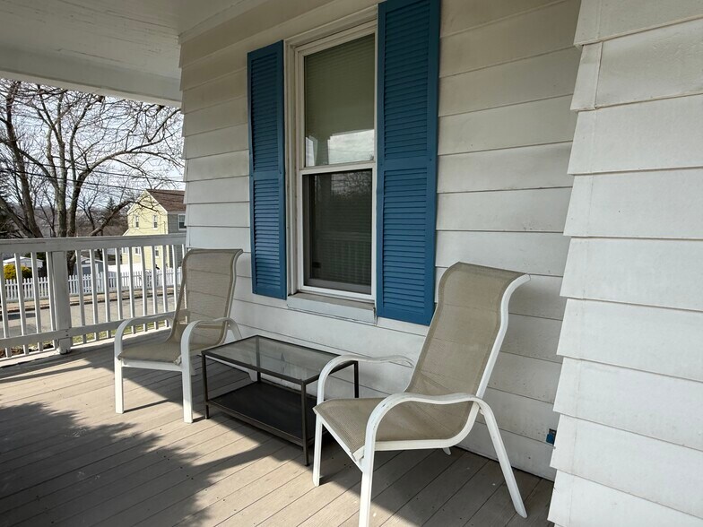 Building Photo - 238 Claremont Ave