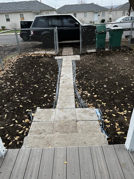 Building Photo - 251 Martin St