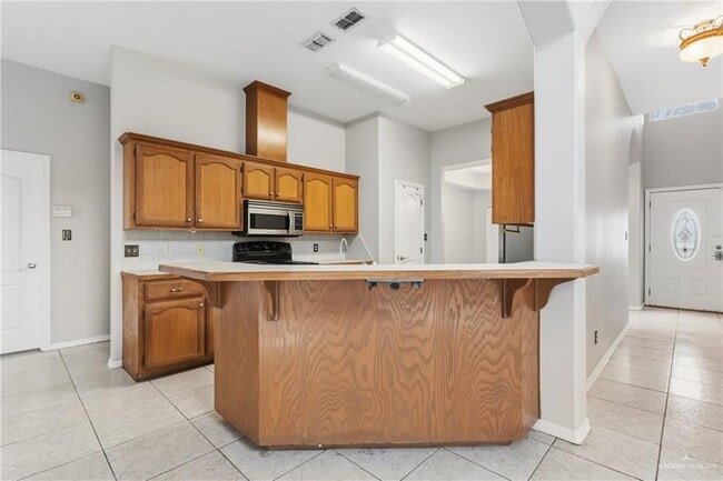 Building Photo - 21 S 25th St