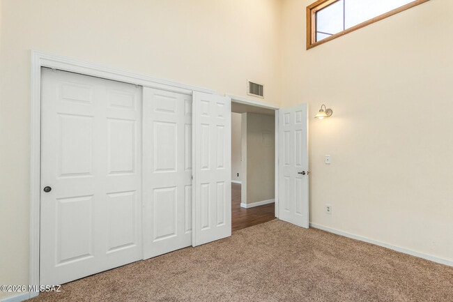 Building Photo - 8255 N Oracle Rd