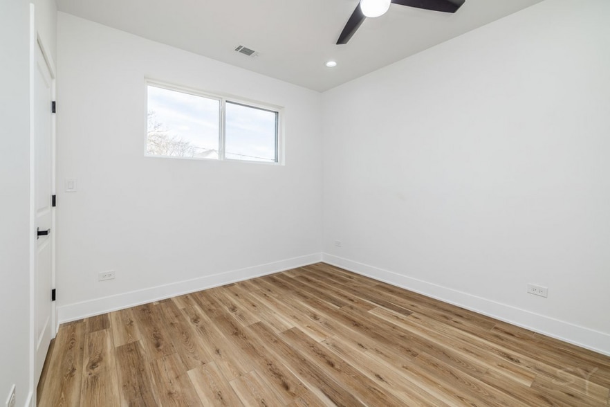 Building Photo - 6328 S Evans Ave