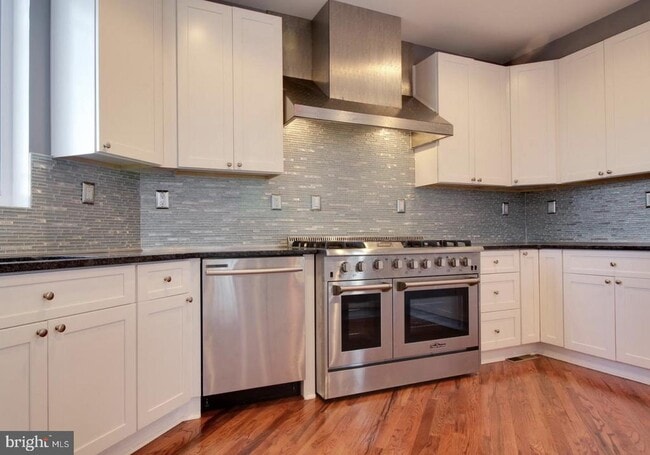 Building Photo - 2623 Stenhouse Pl