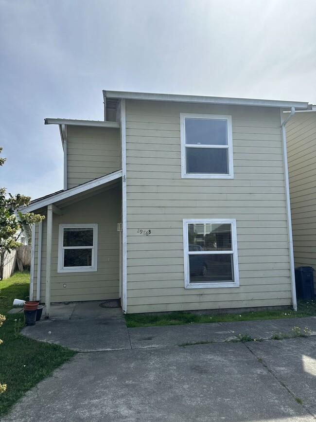 Building Photo - 3 Bed 2 Bath House Arcata