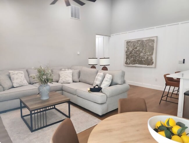 Primary Photo - 6384 W Flanders Ln