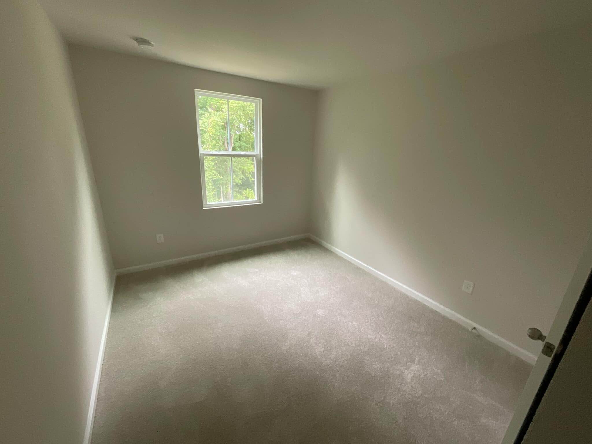 Building Photo - 75 Southwind Dr