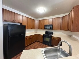 Building Photo - 326 Timberlake Dr