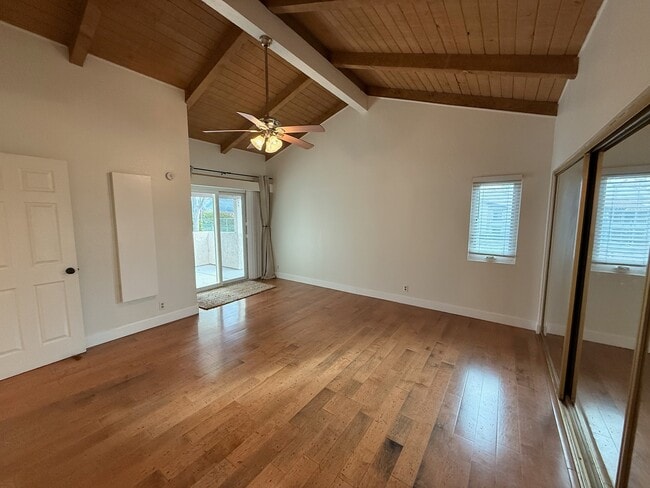 Building Photo - 21372 Brookhurst St