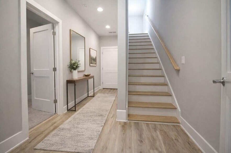 Building Photo - 2475 Sycamore Rd NW