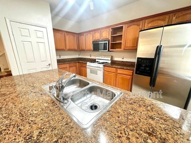 Building Photo - 9303 Gilcrease Ave