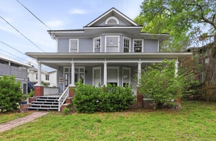 Building Photo - 2253 Herschel St