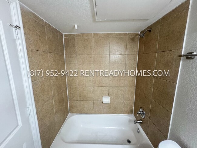 Building Photo - 8110 Skillman St