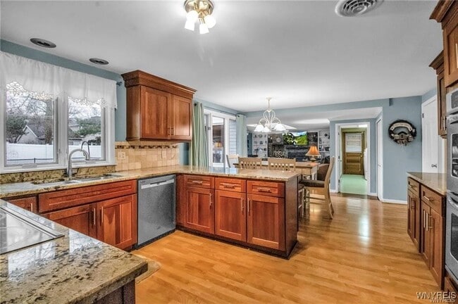 Building Photo - 97 Tartan Ln