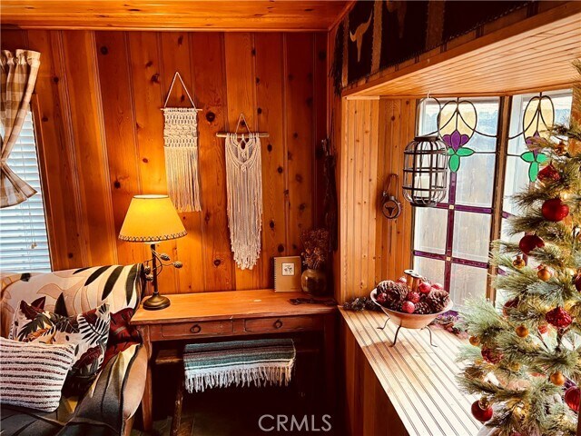 Building Photo - 40104 Mahanoy Ln