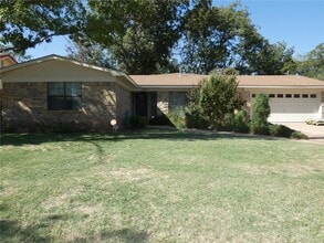Building Photo - 1362 Beechwood Ln