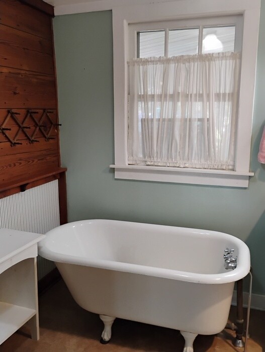 Building Photo - 8322 Chatham Church