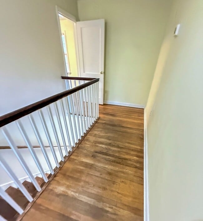 Building Photo - Beautiful 3BR/1.5BA Home in Newport News, VA - Move-in Ready!