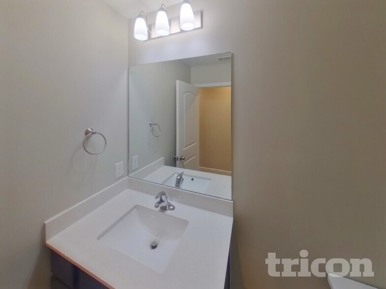 Building Photo - 3706 Burdette Wy.