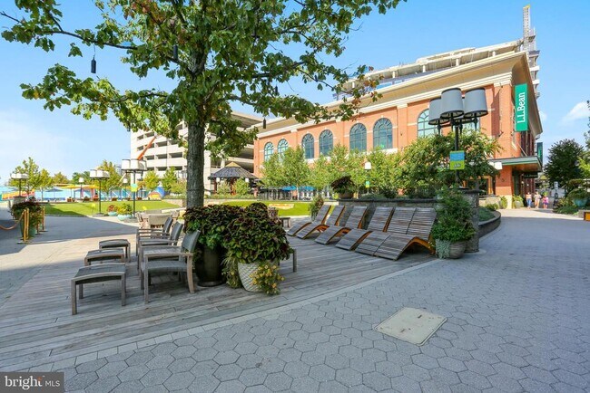 Building Photo - 11801 Rockville Pike