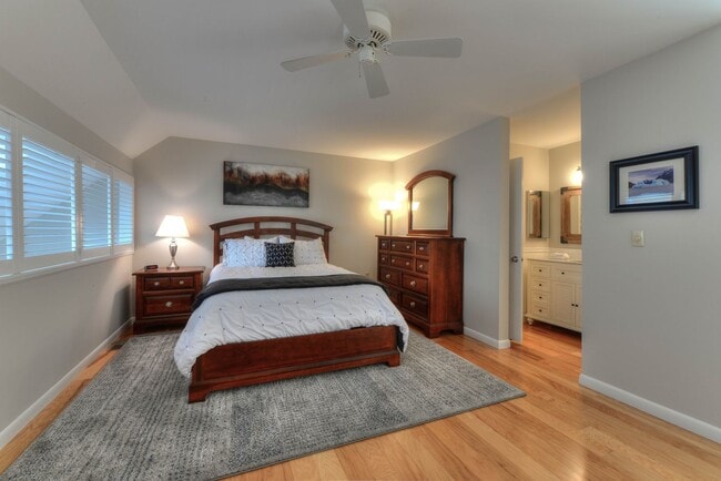 Building Photo - 2 BR, 2 BA Spring Lake Condo