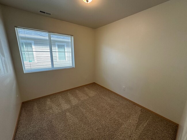 Building Photo - 2523 Evans Ct