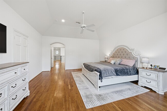 Building Photo - 4923 Palmetto St