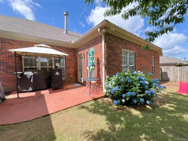 Building Photo - 1972 Chancellor Ridge Rd