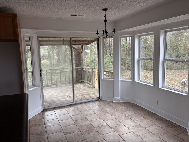 Building Photo - 3631 Co Rd 601