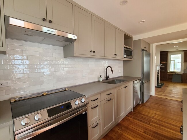 New Kitchen - 33 Green Street