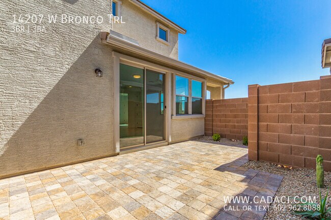Building Photo - 14207 W Bronco Trl