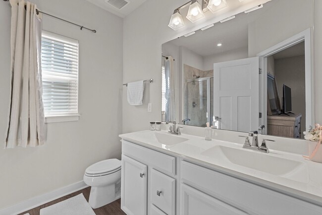 Building Photo - Welcome to modern living in Suffolk, Virginia!