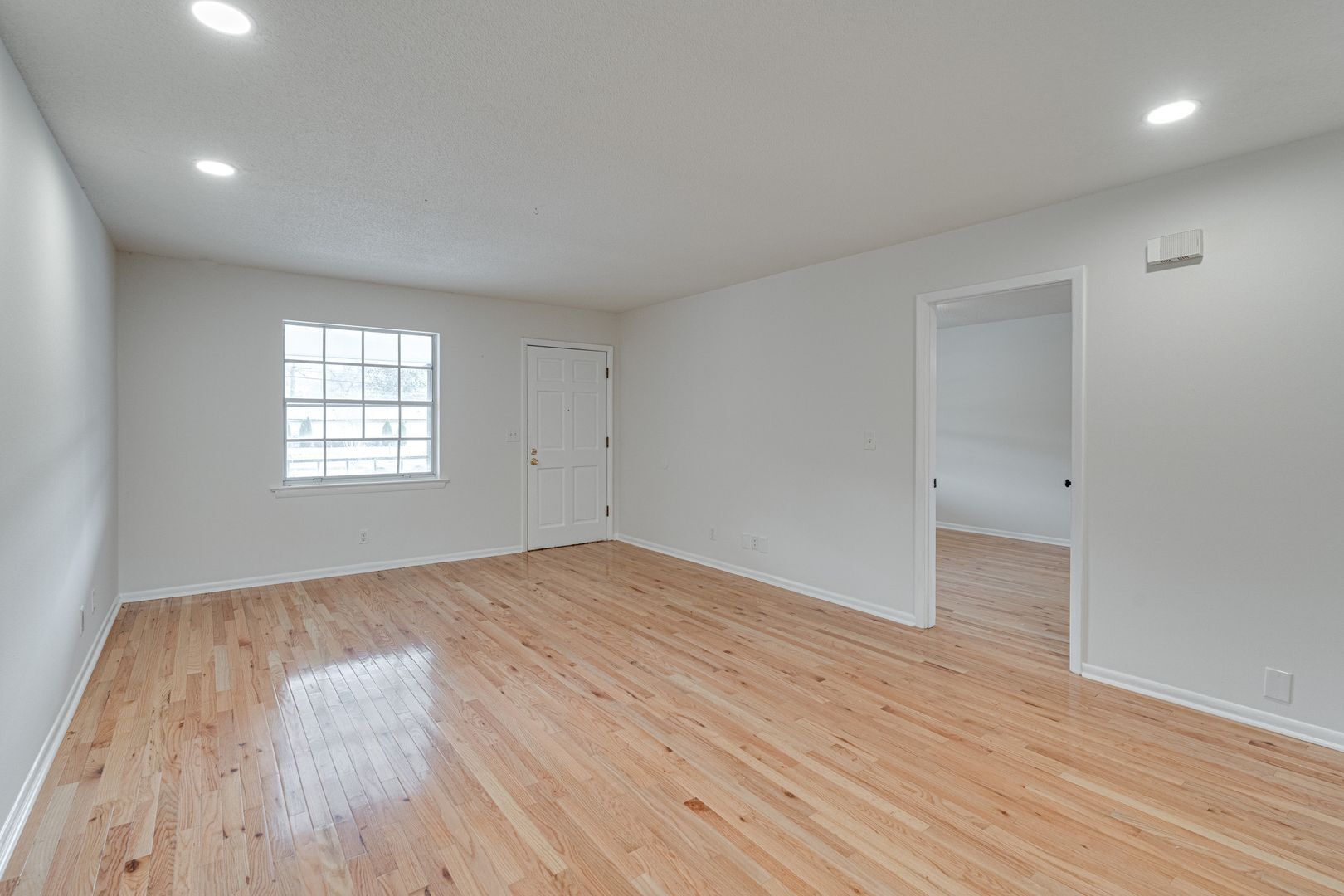 Building Photo - 2845 Dayton Blvd