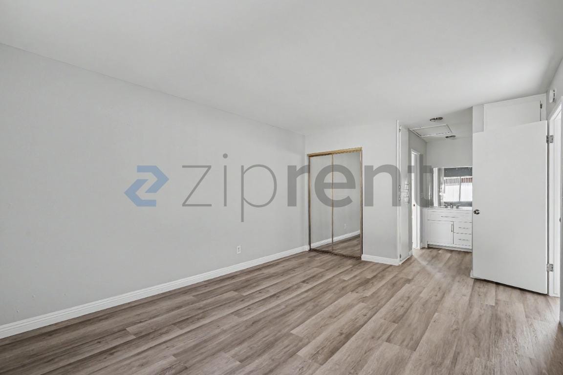 Building Photo - Unit 17