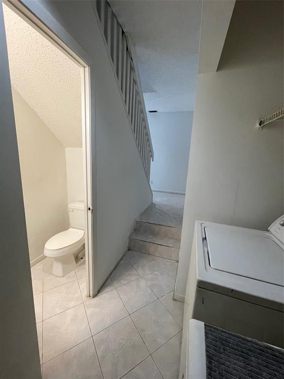 Building Photo - 8237 NW 8th Ct