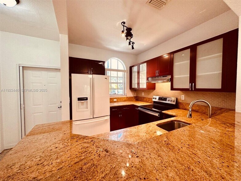 Building Photo - 12780 SW 50th St