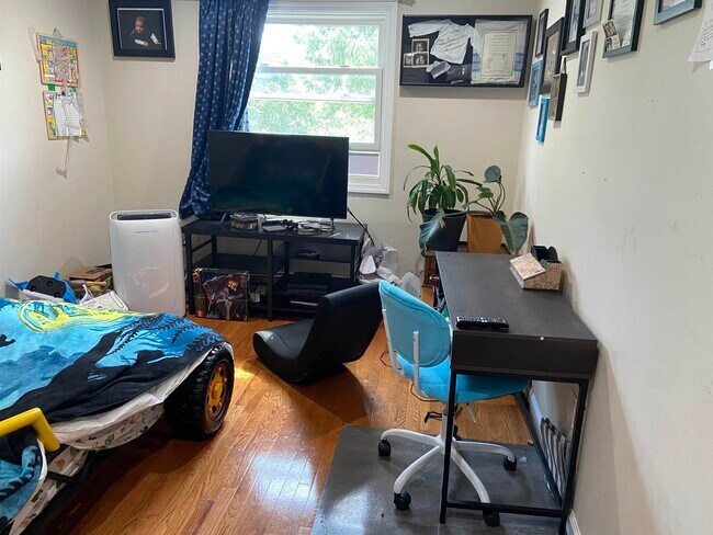 Building Photo - 3 Alan Terrace