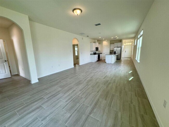 Building Photo - 16085 Scarpetta St