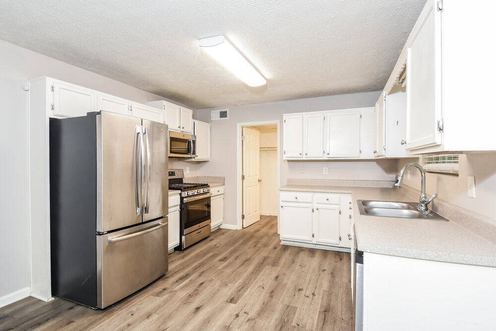 Building Photo - 5895 Brookside Dr SE