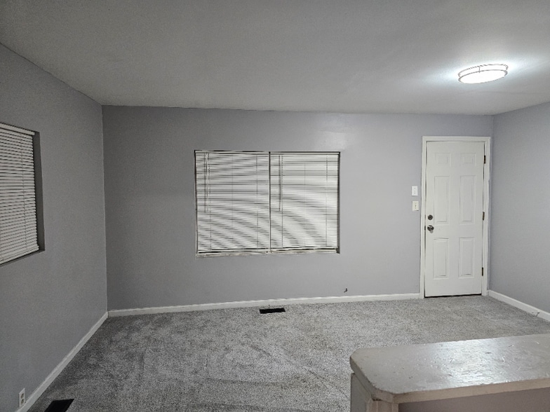 Building Photo - 117 Hamilton Cir