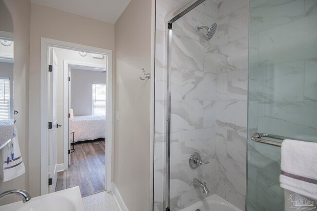 Building Photo - 3081 N 16th Ave