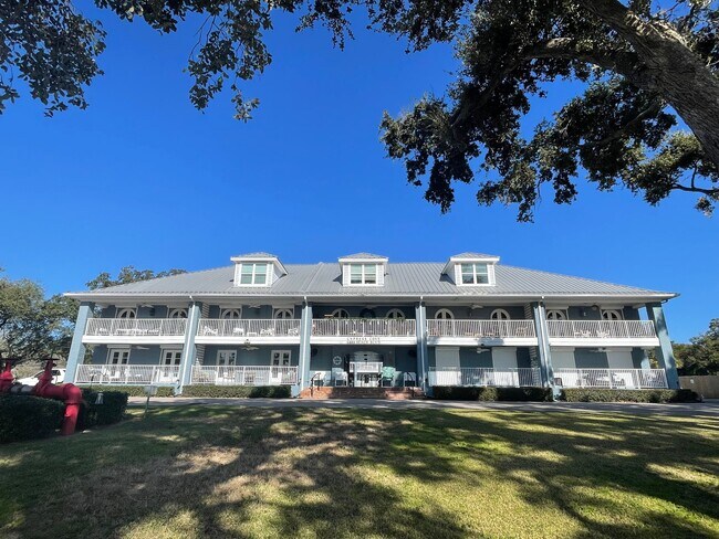 Building Photo - 1282 Beach Blvd