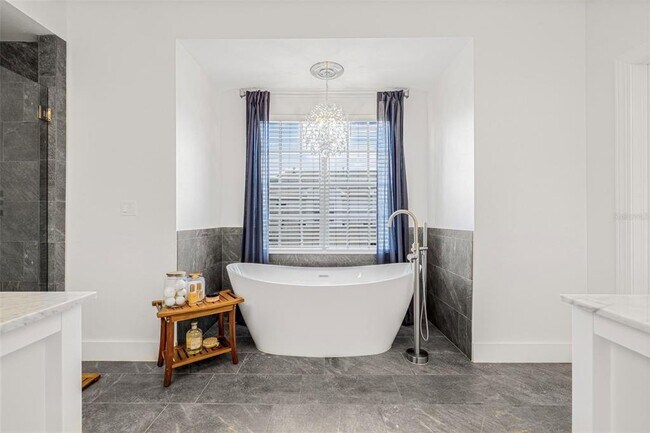 Building Photo - 313 Inner Harbour Cir