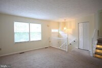 Building Photo - 408 Fleece Flower Dr